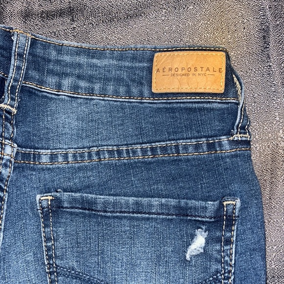 Aeropostale - High Rise Ripped Jeggings - size 2 - Picture 3 of 5
